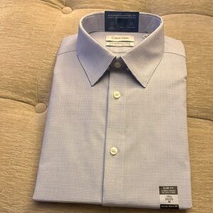 Calvin Klein Men's Light Blue Patterned Dress Shirt